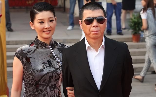 易烊千玺|这8位女星容忍丈夫出轨，极力维护对方，是“心胸宽广”，还是有苦难言？