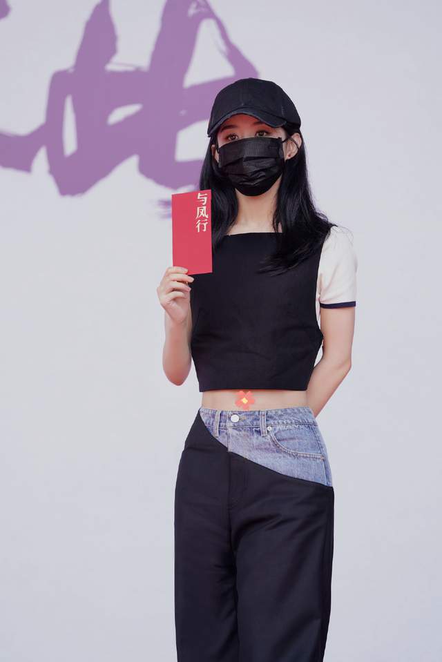 赵丽颖|赵丽颖也可以靠身材上热搜!新剧秀蚂蚁腰,网友:小身材大气场