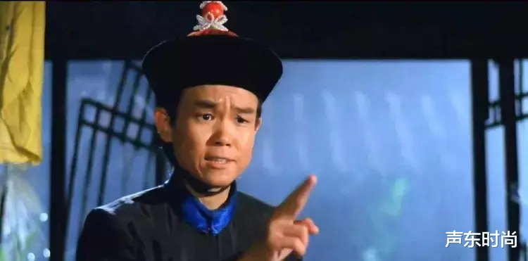 黄百鸣|成本太低请不起明星，老板亲自上阵，捧红多位美女，成为经典港片