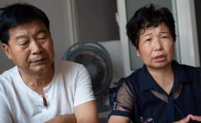 姚策|尴尬!金果儿去祭奠姚策却遭阻止拍照,杜新枝被曝同行人发烧隔离