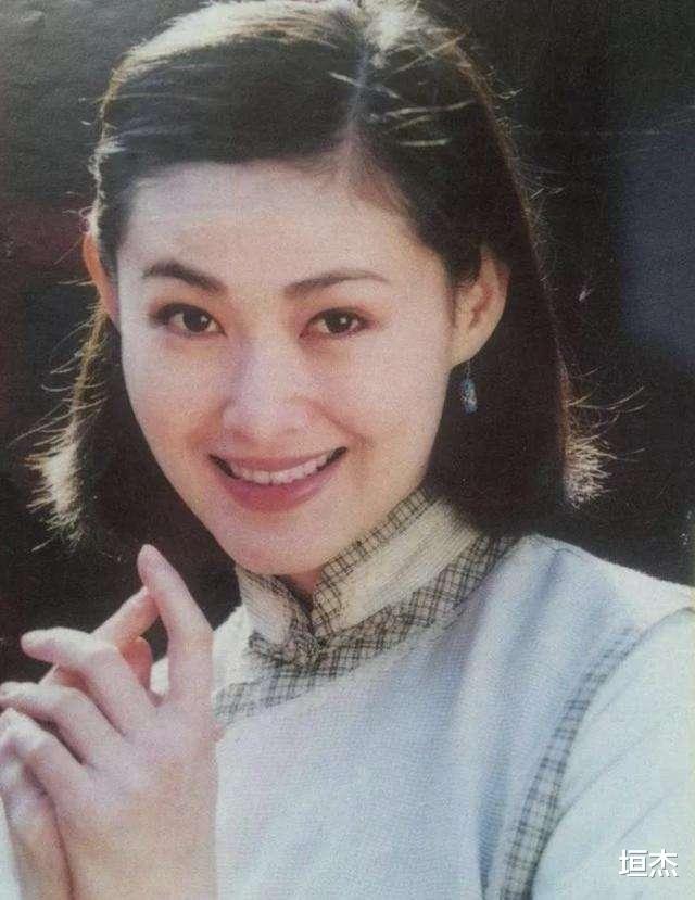 王思懿|王思懿：因潘金莲一夜成名，闪婚闪离，年近半百单身一人无子女