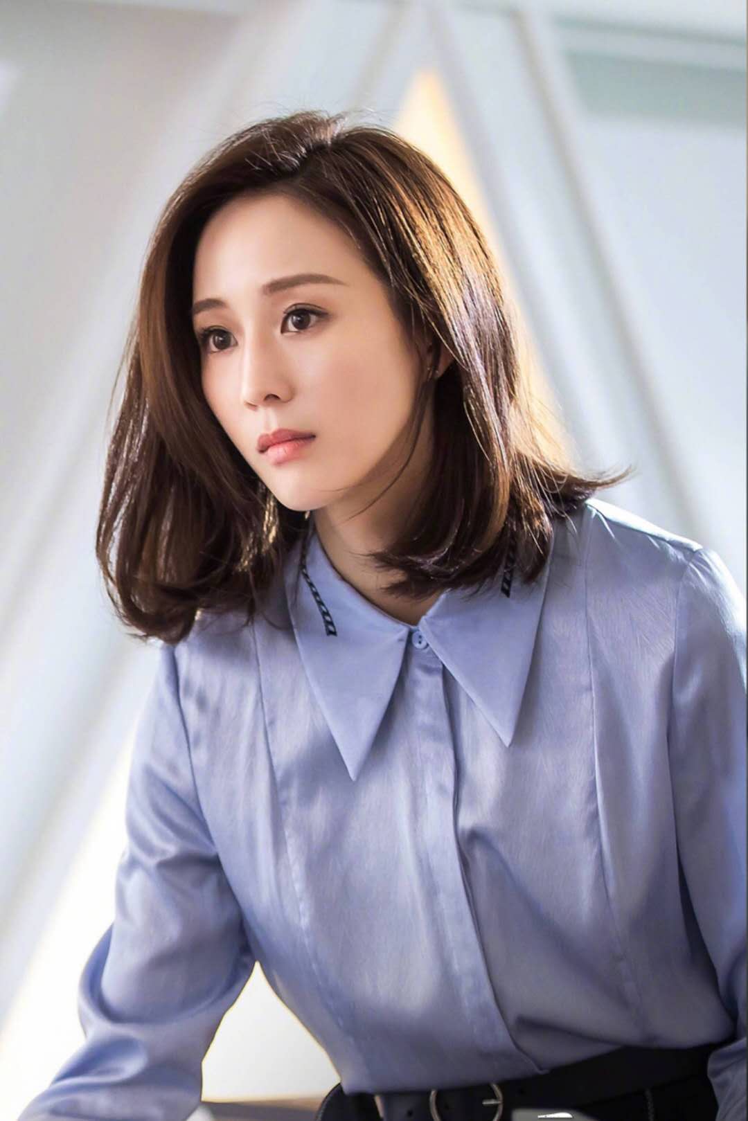 化妆 50岁的女人头发太多，适合什么发型？9款清爽减龄的发型，超好看