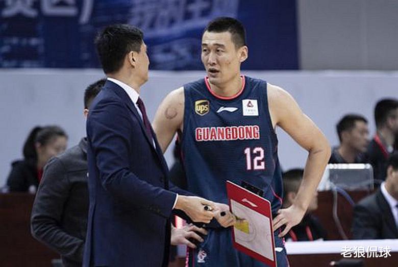 广东男篮|悲哀！当年“5换1”送走2米25中锋，如今內线被辽篮完爆欲哭无泪
