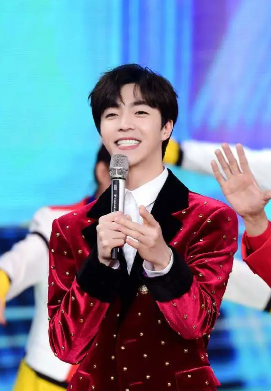 春晚|生在红旗下，上春晚被广泛认可的6位港台艺人：各个立场鲜明