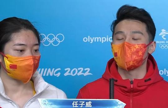 武大靖|武大靖泣不成声，掩面抹泪！范可新哭着感谢国家：嗓子里面带血