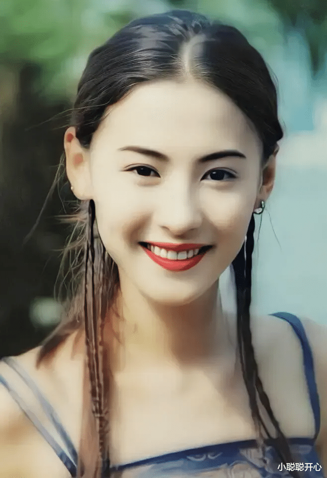 张柏芝|人前惊艳,人后失态,这7名女星抽烟遭狗仔曝光,一目了然