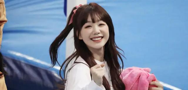 吴宣仪|火箭少女101成员现状,C位口碑下降,吴宣仪杨超越还差点火候