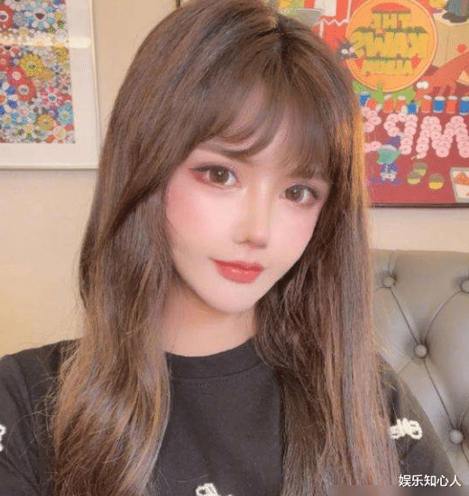 高圆圆|韩安冉医院治疗画面曝光，药物反应双腿发抖，用手遮脸不想见人