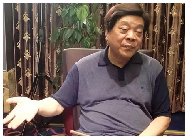 赵忠祥|赵忠祥:一生献给事业78岁病逝,遗产却没给妻子、儿子一分