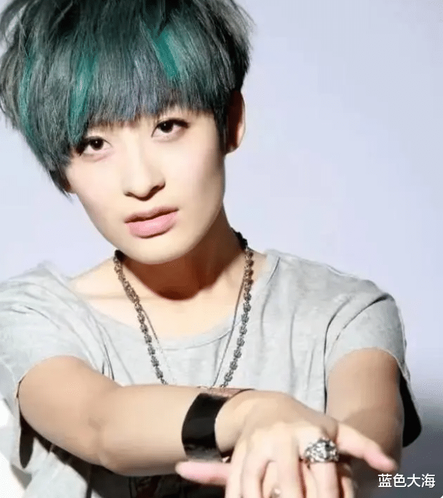 漱口水|出行排场大、助理徒手接漱口水、片酬高到离谱,内娱陋习何时休