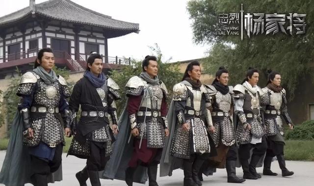 娄艺潇|除了薛之谦檀健次，龚俊戴景耀、乔欣韩东君，原来也都是朋友！