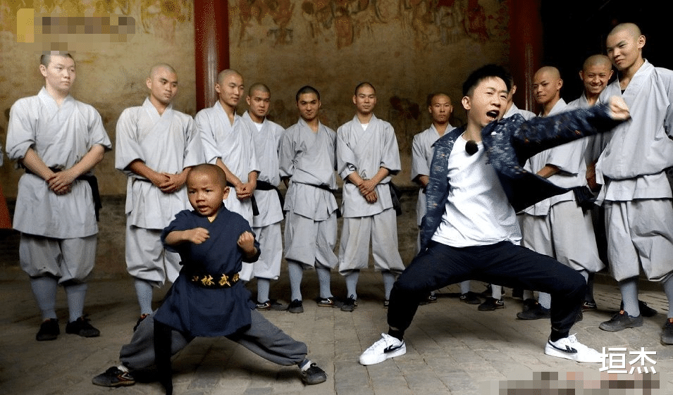 杨迪|杨迪能成“定海神针”，映射了娱乐圈的“悲哀”