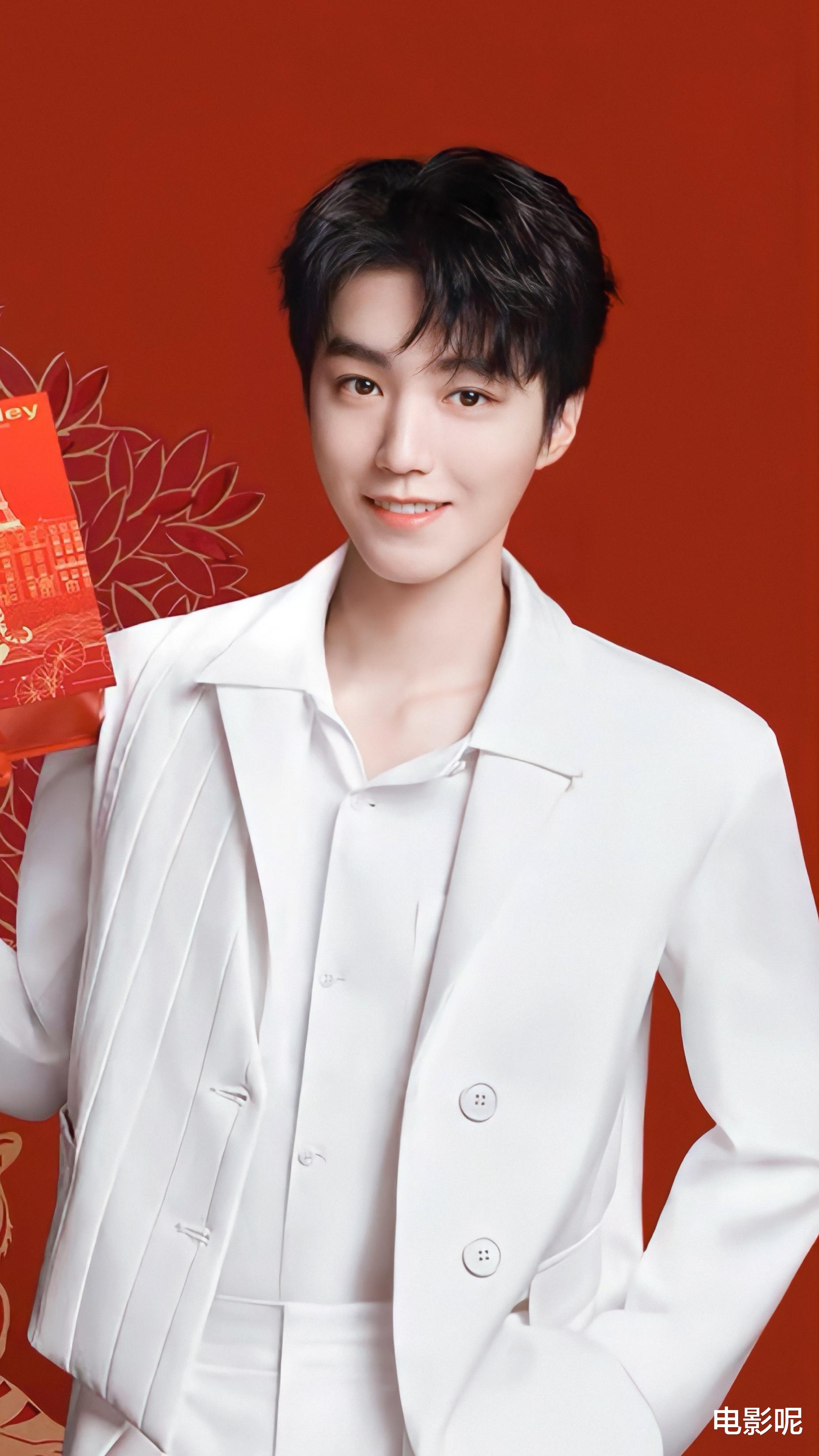 王俊凯|王俊凯多张照片被人恶意p图,放入官方信息,被误当成诈骗团伙