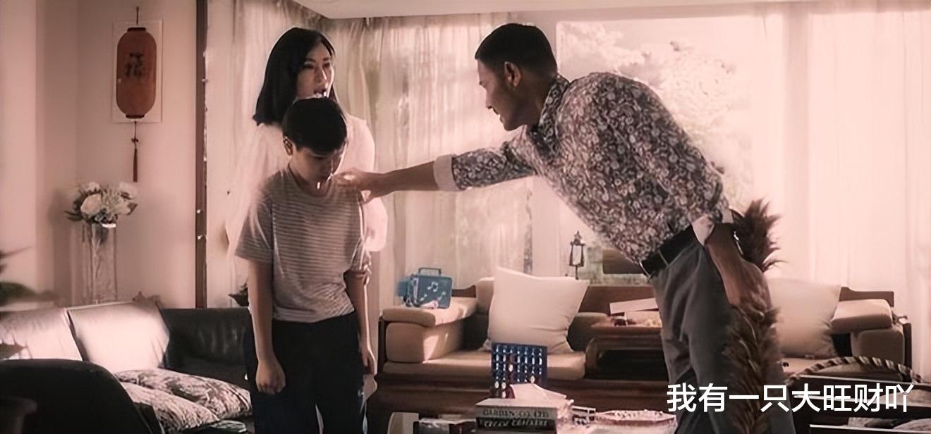 春节档|《廉政狙击》渴望家庭温暖，甘愿认贼作父，卓以凡注定要前途尽毁