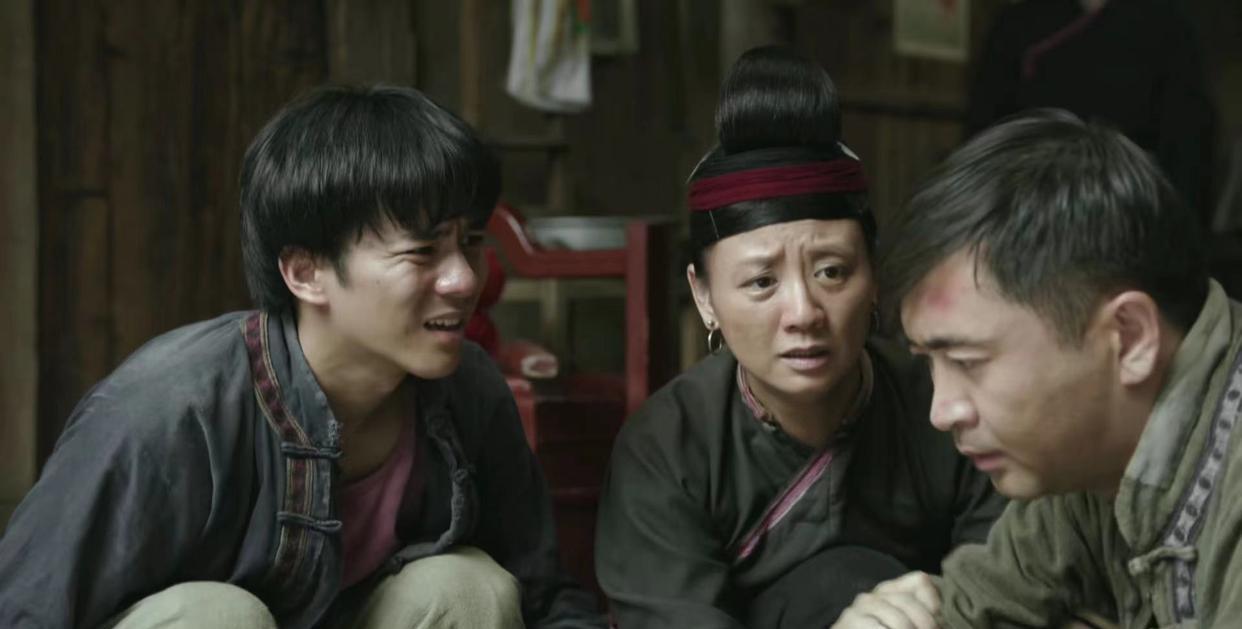 那山那海|《那山那海》三个细节：老三被宠坏无法成才，只怪雷母太偏心