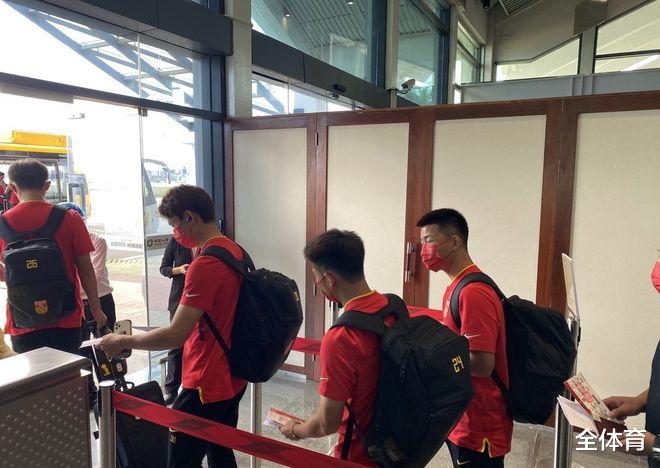 u23|0-1！U23国家队输球没输掉精气神！韩佳奇有望成为“新曾诚”