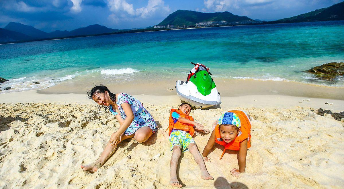 三亚|海南省给游客发5300万元补贴,网友留言说:免费都不去了