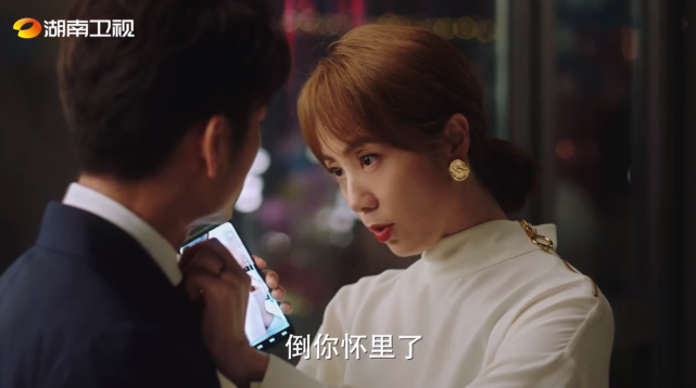 孙莉|黄磊妻子孙莉时隔13年正式复出，新剧《妻子的选择》定档6月6日