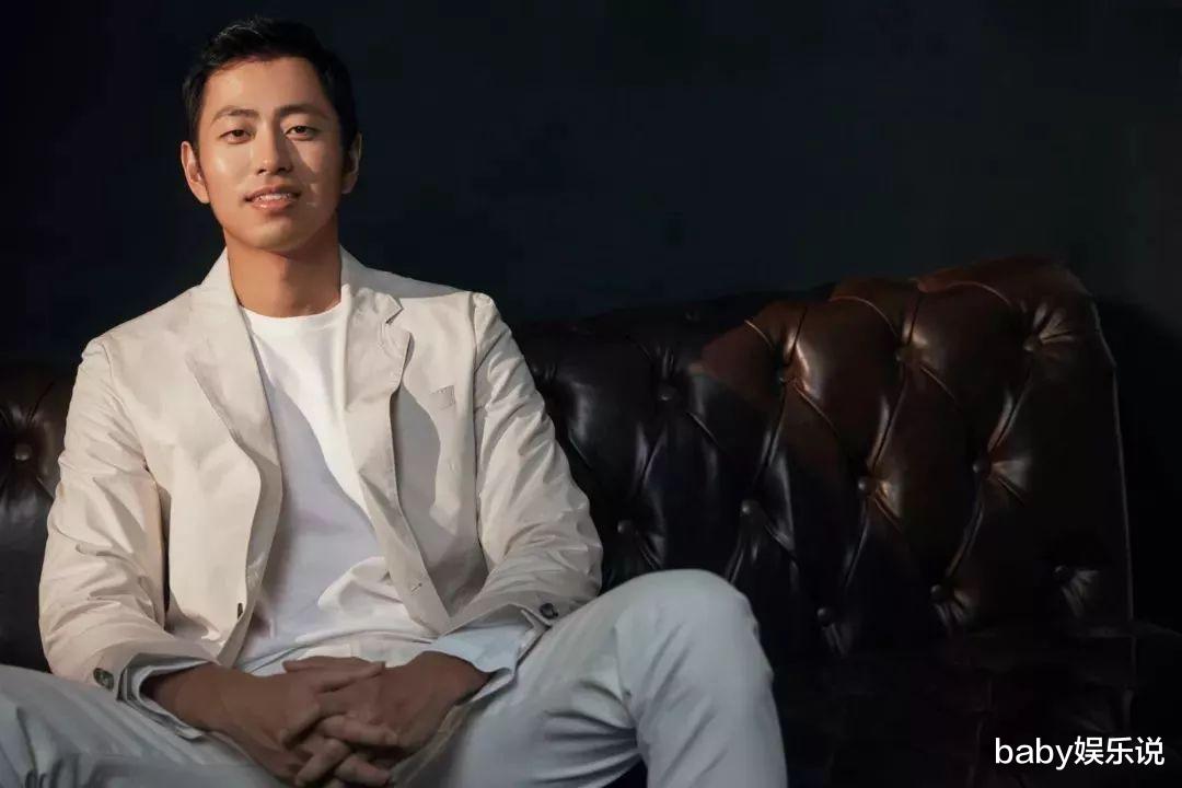 王昱珩|6年前，一战封神的王昱珩，依旧不上班，带着女儿四处旅游