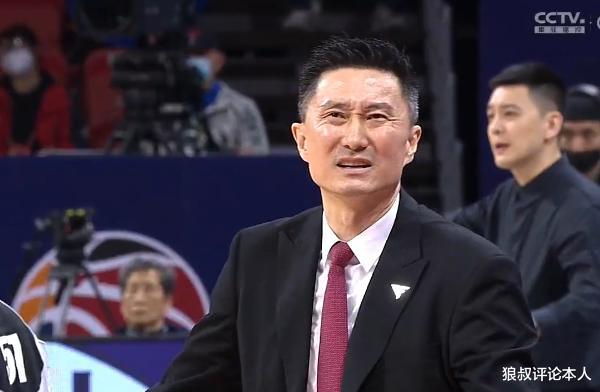 广东男篮|广东1分惜败！杜锋难掩落幕，宏远王朝崩塌，超级外援恐难留队