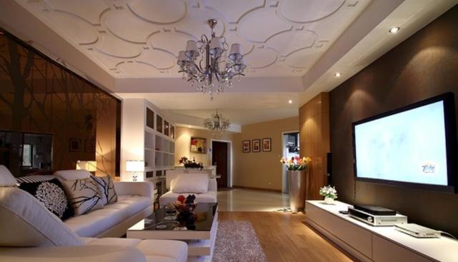 新房装修别再做吊顶了，设计师说只走一圈石膏线，更显大方高级