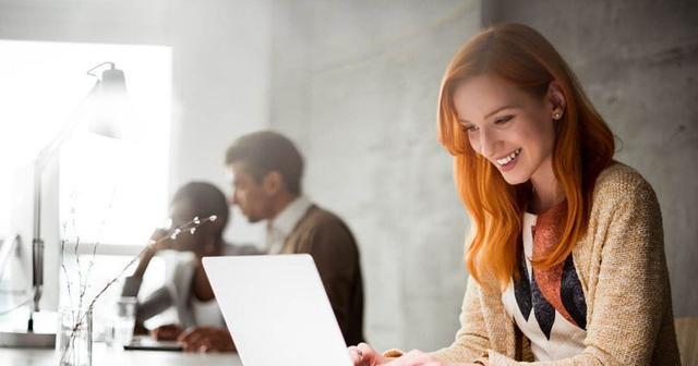 |职场中，混到什么地步，宁愿放弃工资也要辞职呢？让人心酸