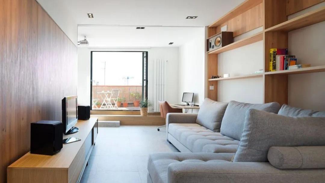 123㎡阁楼设计，空间明亮通透，露台还能欣赏美景，简直不要太舒适