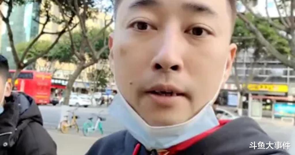钱小佳|钱小佳怒喷虎牙平台某八卦主播，在线点名B总，一度放话：我在这一天，就是你们的噩梦！