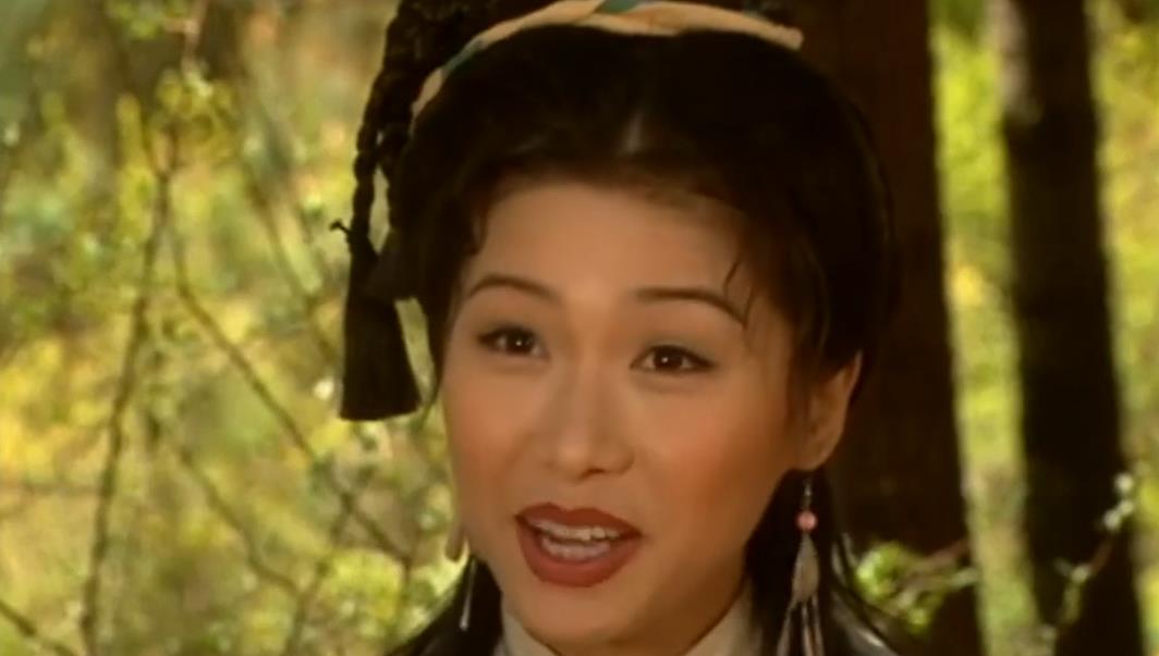 TVB|谁能够想到，戏内风情万种的“万妖女王”，戏外却是伟大的母亲？