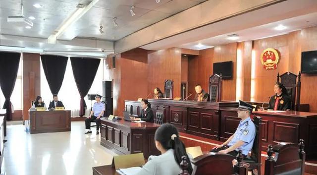案例:离异男子因情人嫌弃儿女,狠心将2名孩子从17楼抛下