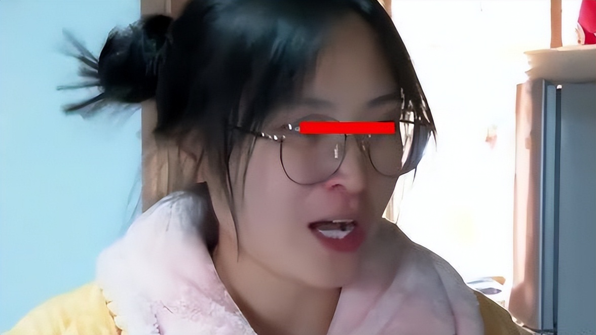 女子学驾照,教练很关照,怀上孩子后,教练却不要:愚昧又可笑