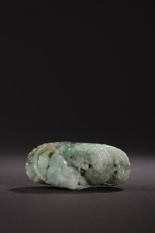 翡翠|回流-天然翡翠祥龙纹把玩件
