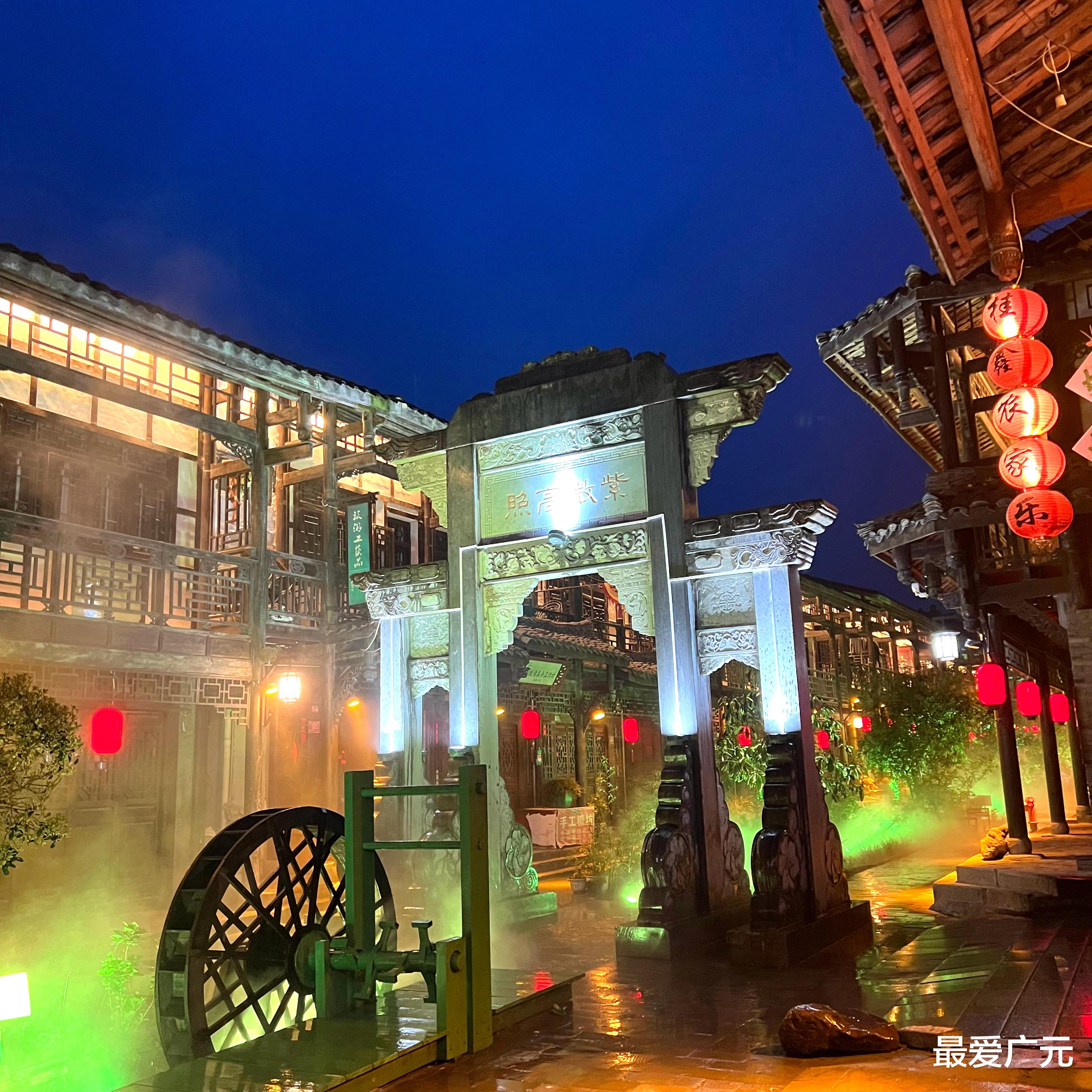古镇|夜游青溪古城，难得的闲适与从容，冒雨游玩，一起来看看！