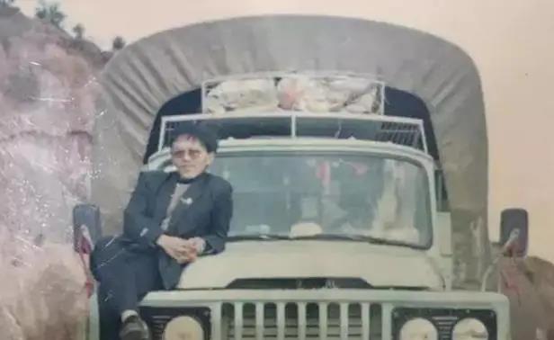 售货员|三四十年前的七大“金饭碗”职业,你现在还羡慕吗?