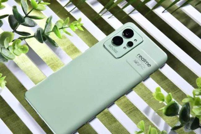 超声波指纹|骁龙8旗舰再次刷新底价，2K屏+12+512GB，上市2个月降至3774元