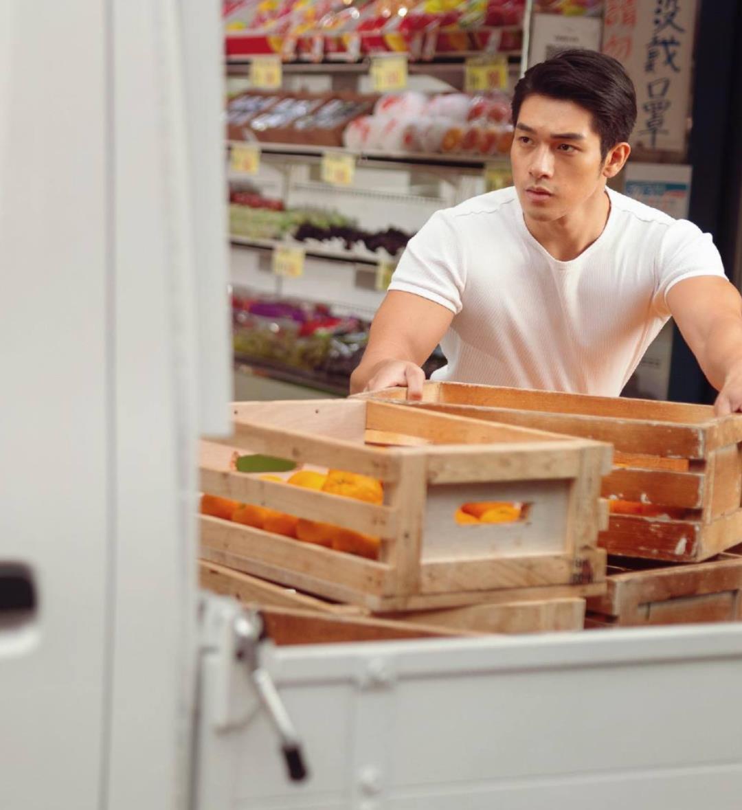 周杰伦|丰田广告男模找到了，他还出现在周杰伦的广告里