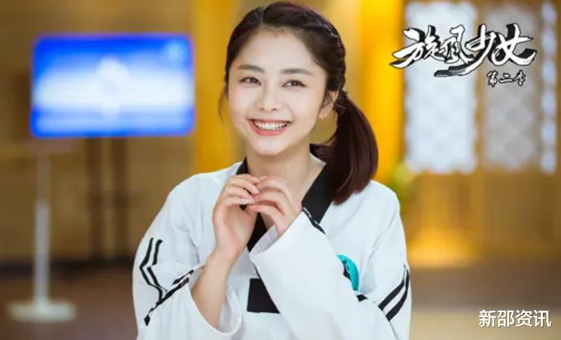 张佳宁|30岁演高中生还能被夸的4位女星,一个比一个有少女感