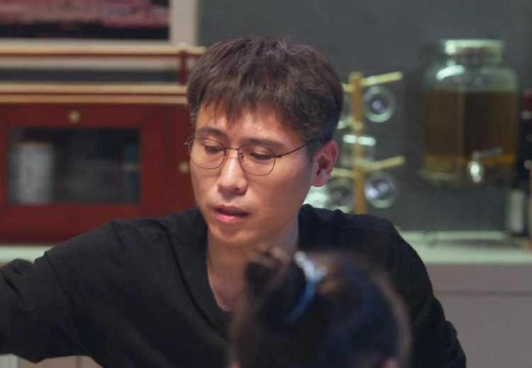 马苏|8月份有4部好剧打擂台，3部剧争夺收视，还有一部王炸古装大剧