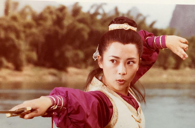 李连杰|1999年,李连杰高调迎娶利智,为何却被港媒10字嘲讽?