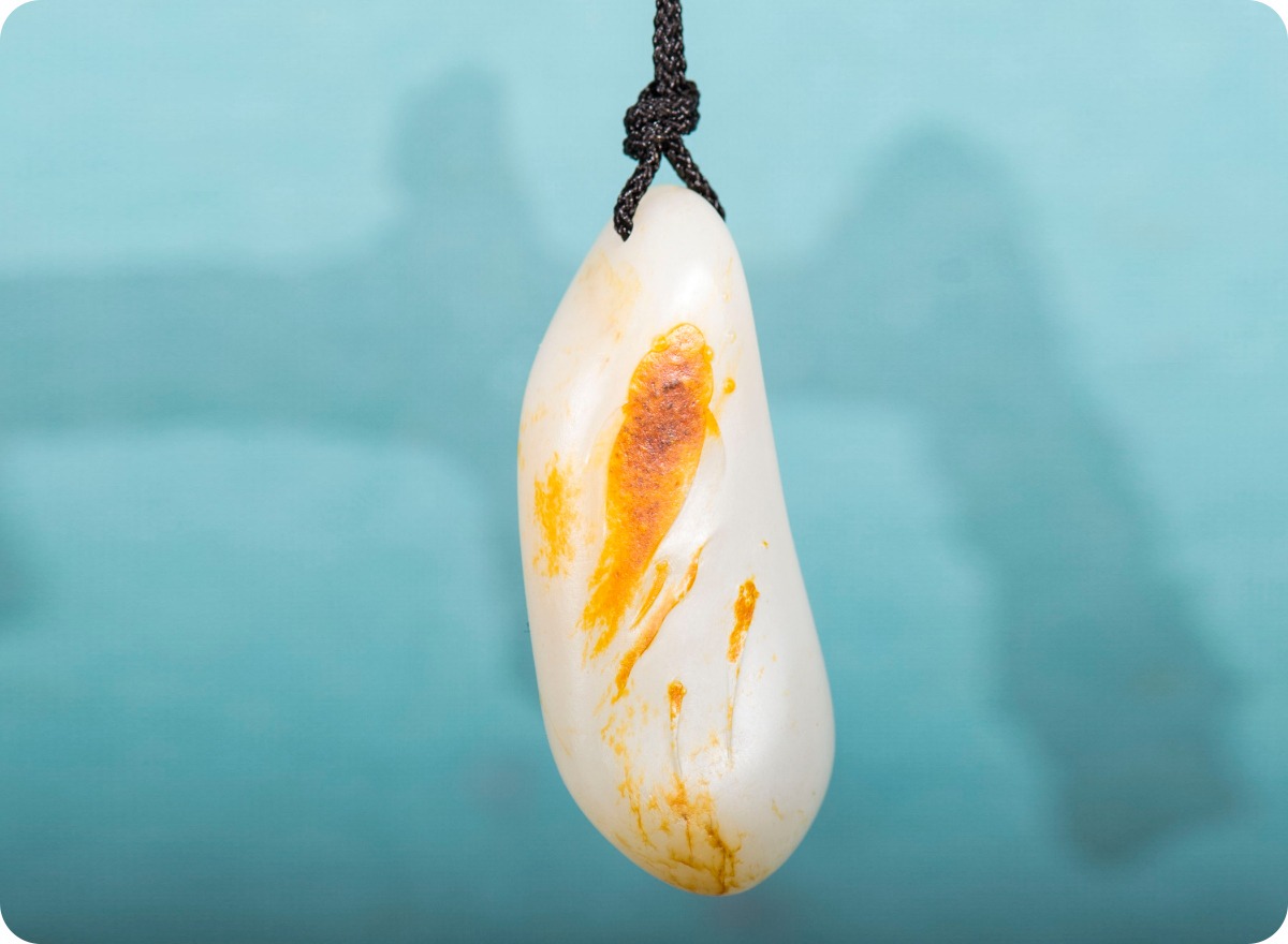 翡翠|玉挂件玉吊坠的历史发展、如何选择玉挂件、玉器挂件精品欣赏，看这一篇就够了