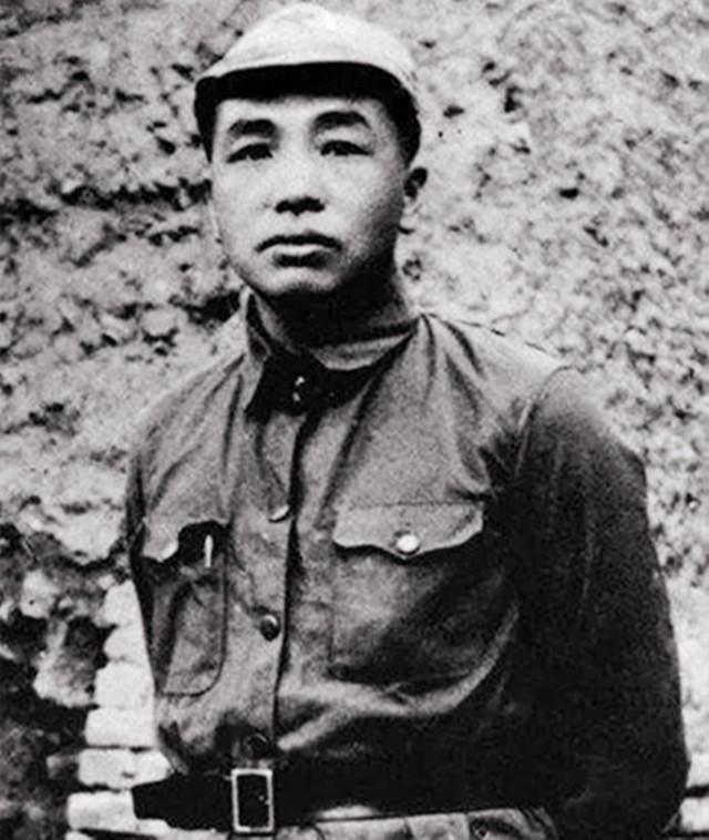 师长回乡探亲，途中和车夫聊了一路，到家时才发现是自己父亲