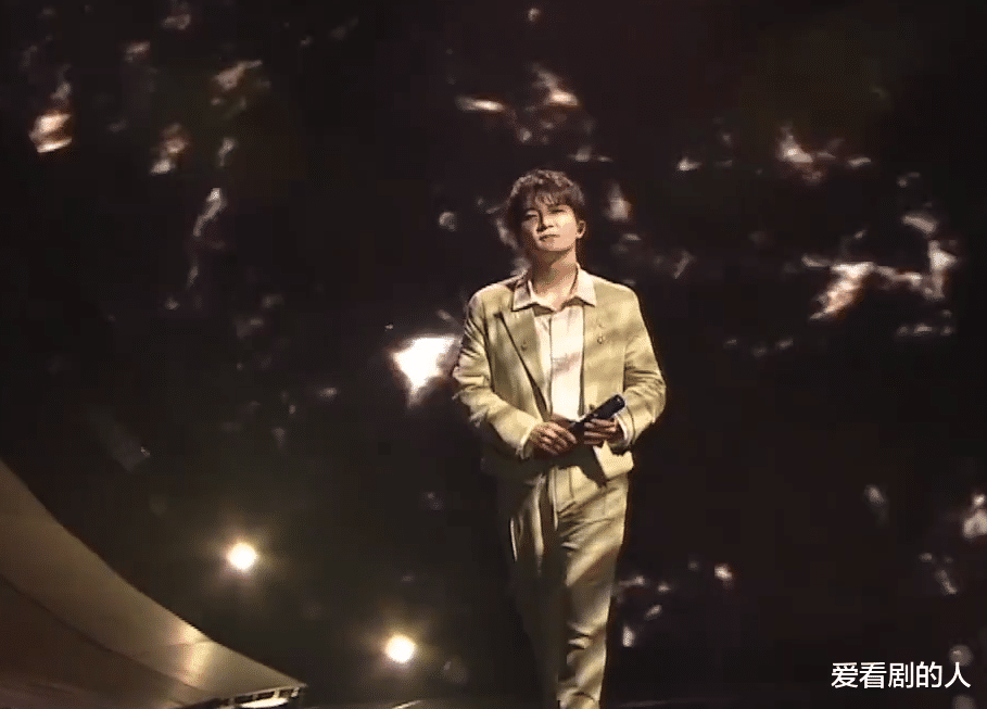 周深|闪耀之夜：张碧晨开场，周深歌曲暖心，萧敬腾《海芋恋》好听！