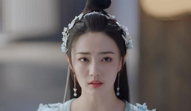 戴韩安妮|《月歌行》年度仙侠剧黑马？张彬彬一人饰四角，女配女主都漂亮！