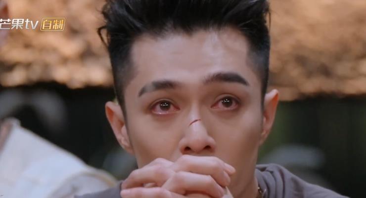 理想|张智霖成功打破不和谐，沉浸式演绎《理想》，周柏豪听哭了