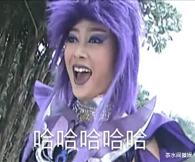 景甜|同样头顶“网兜”,贾静雯经典、邓萃雯毁形象,刘诗诗景甜太累赘