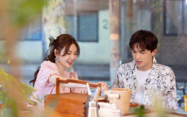 赵丽颖|张雨绮：两婚两离，带着龙凤胎潇洒生活，离异后活出女王范