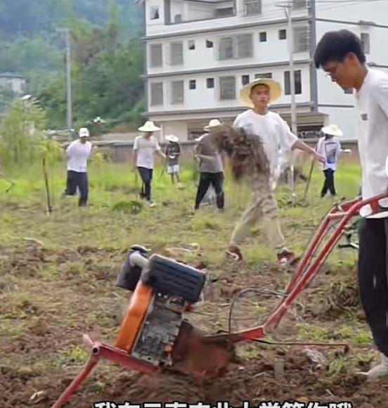 怕不是招生“减”章？农学生的“反向宣传”火了，校长：快删了吧