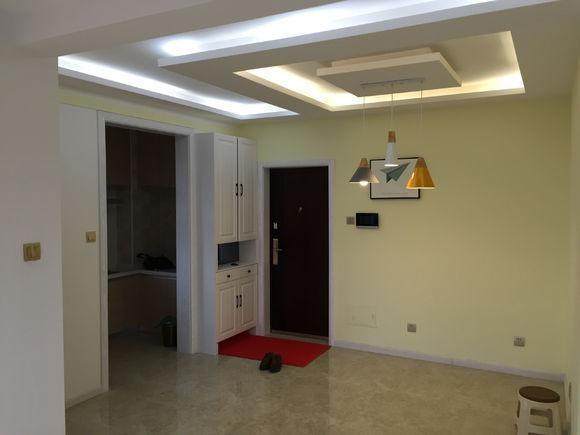 晒一晒16万装修的新房,老公放个花架就搞定客餐厅隔断,真心漂亮