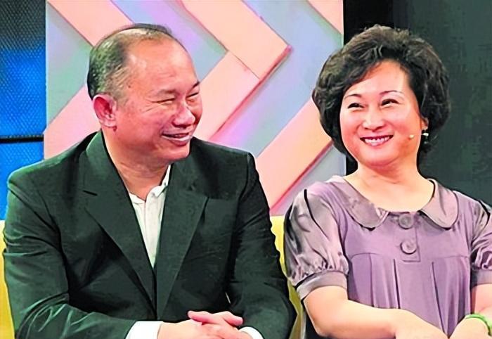 豆豆|国际名导吴宇森：和妻子风雨相伴46年，晚年双双患癌靠卖房自救