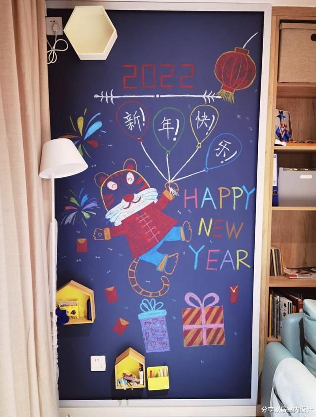 入住半年的新房，餐厅设卡座，沙发不靠墙很实用，看完全屋很治愈